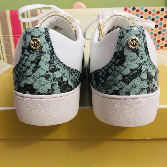 🔥NWT Michael Kors sneakers size 7.5🔥 - Picture 6 of 8